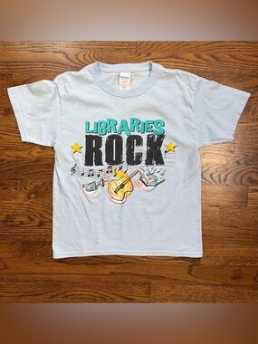 Gildan Girls Light Blue 'Libraries Rock' Graphic Tee Size Youth Small 6-8